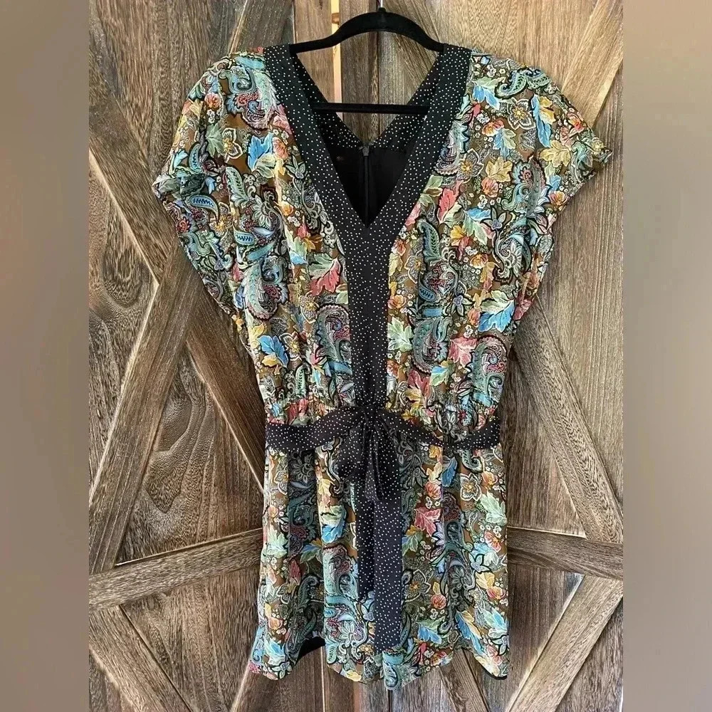 DR2 Gorgeous Vivid Multicolor Silky Sexy Tie Waist Flutter Sleeve Romper EUC